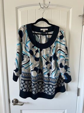 Avenue Soft Sleeveless Top in Navy, Light Blue, Aqua